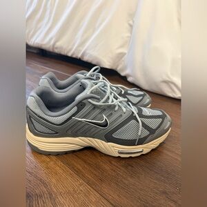 NIKE AIR PEGASUS SMOKE GRAY MENS SNEAKERS